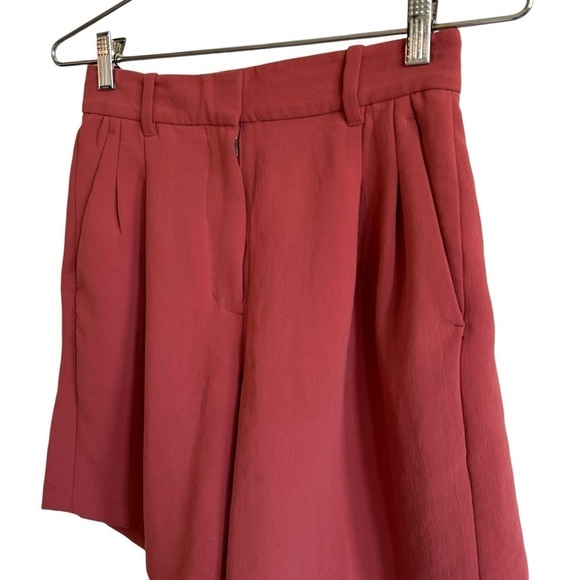 Aritzia Wilfred Effortless Short- Long, Sienna Red, Size 2 - Picture 2 of 7